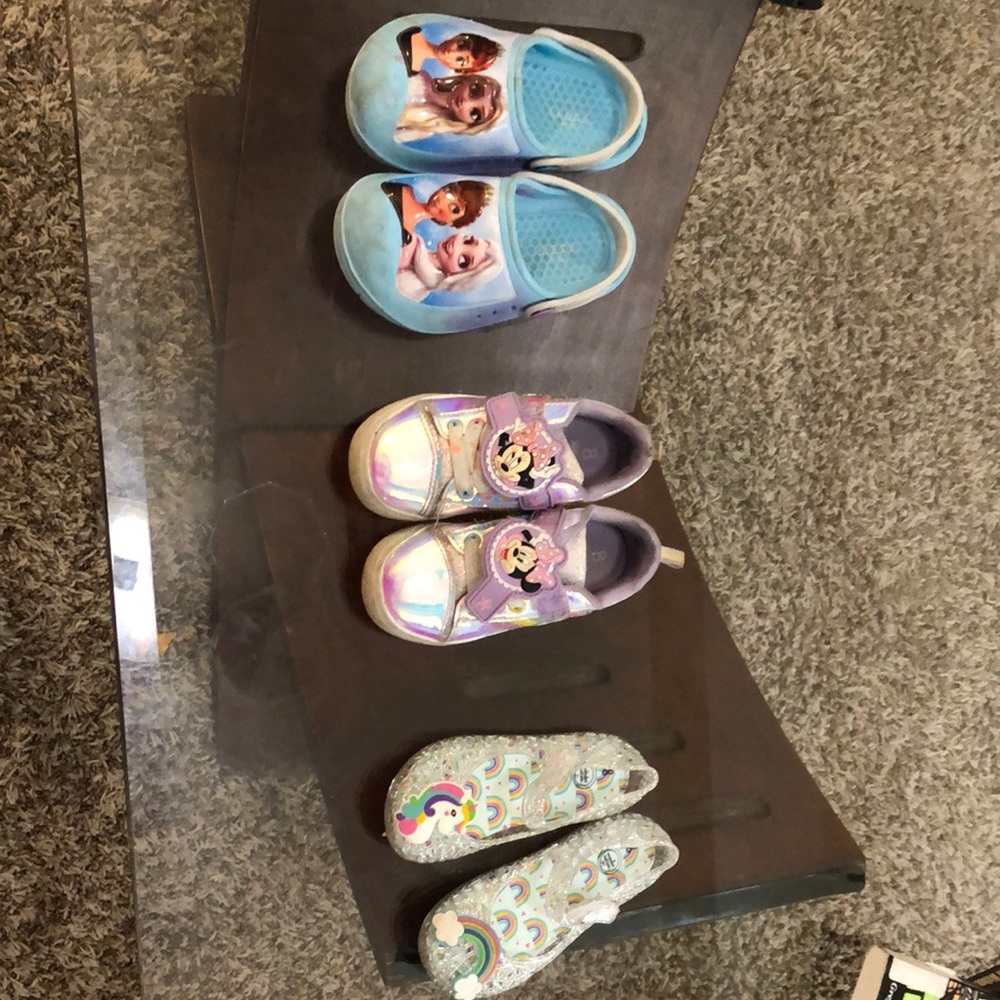Toddler shoes, sold as a lot